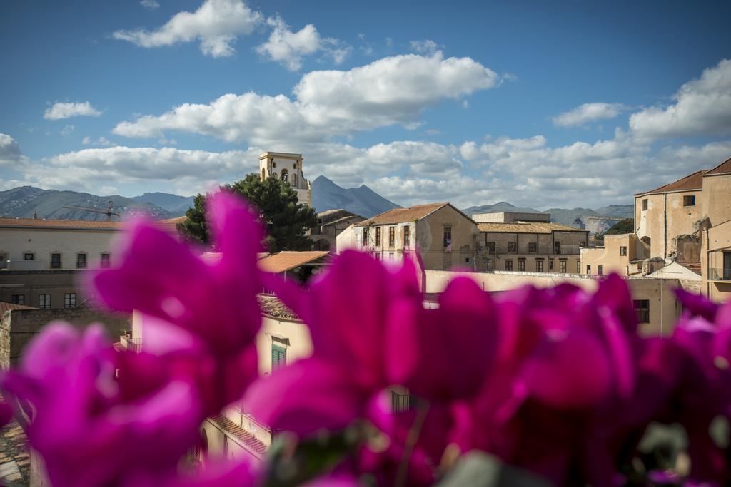 Dimora Torremuzza Apartment